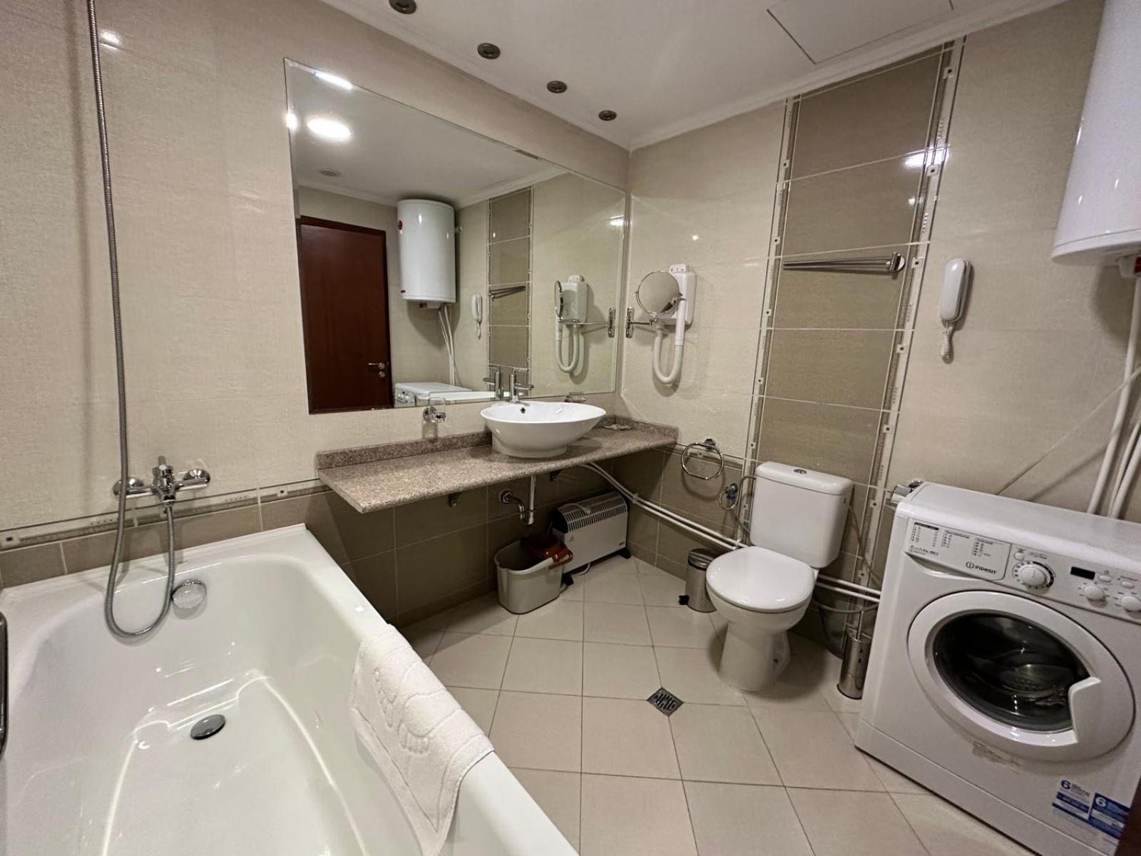 Downtown Luxury Private Apartments Банско Экстерьер фото
