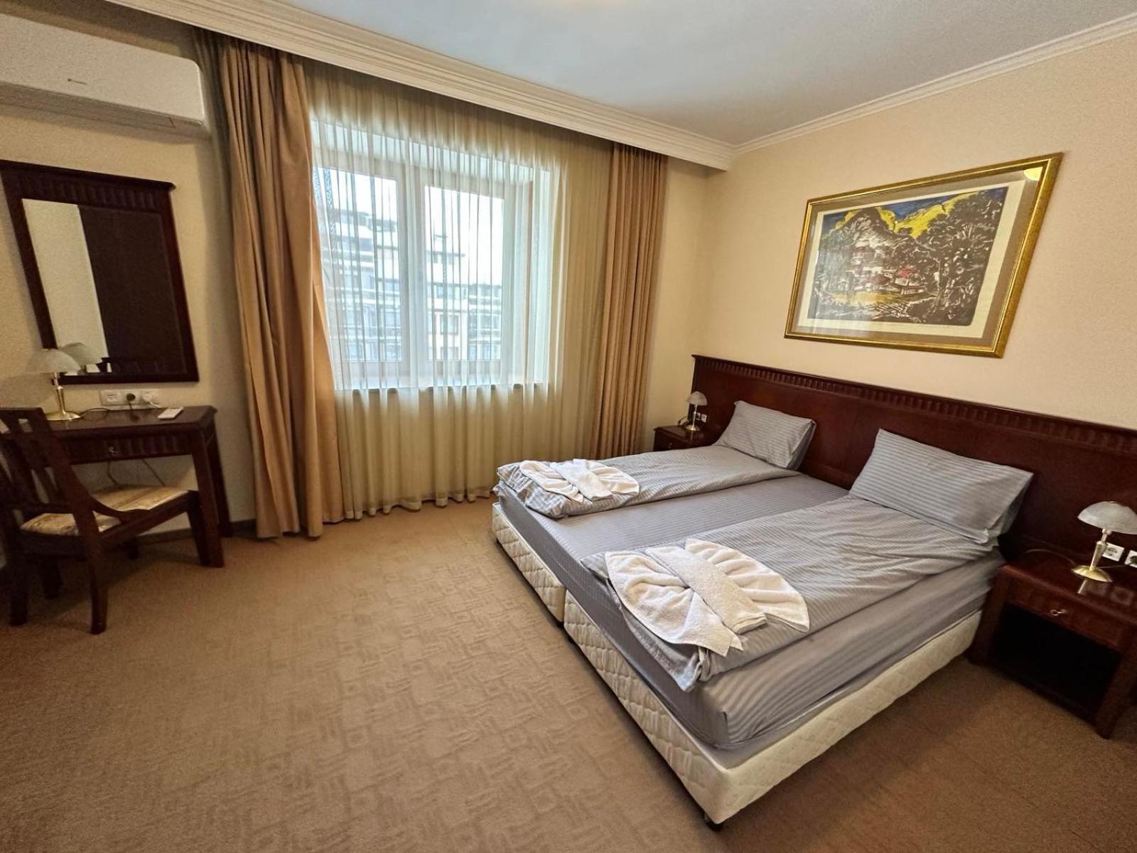 Downtown Luxury Private Apartments Банско Экстерьер фото